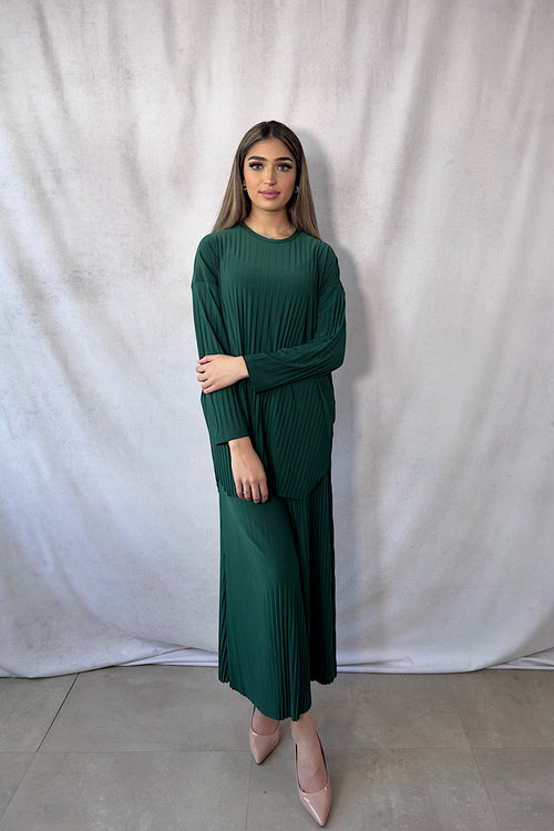 IVY PLEAT CO-ORD SET GREEN