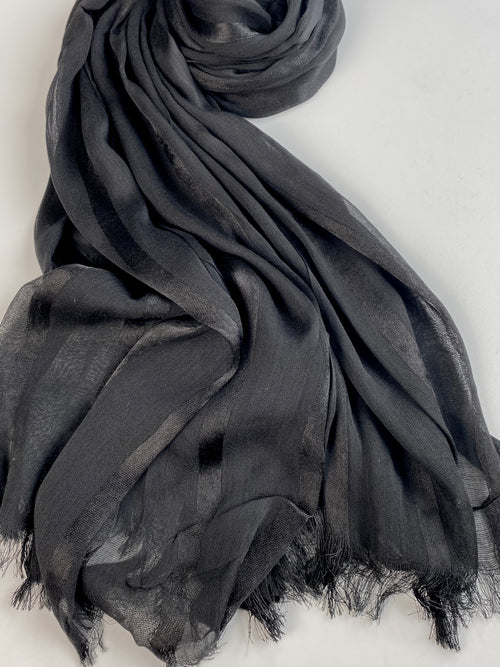 Black hijab with stripe detail